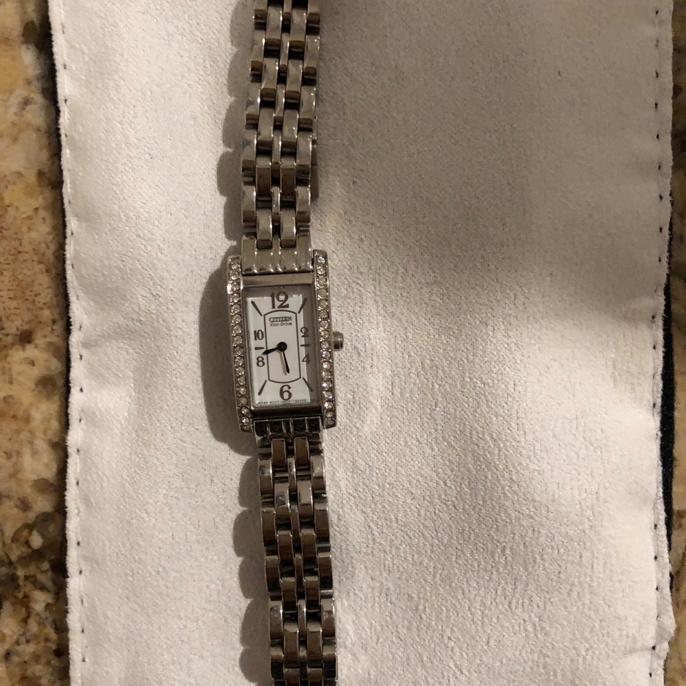 Citizen Ladies Watch with diamonds